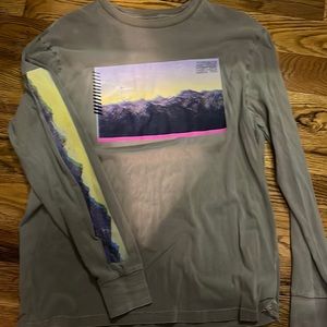 american eagle long sleeve shirt size L